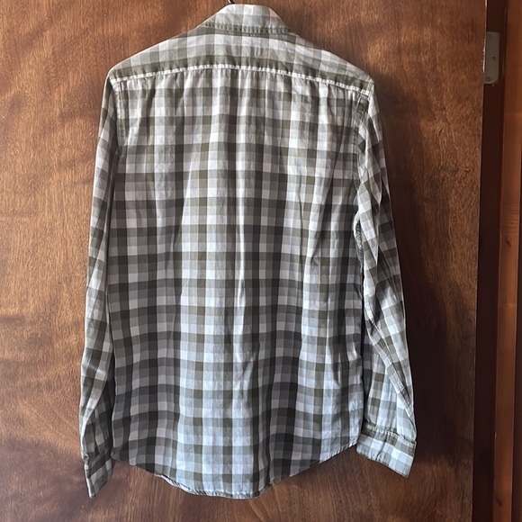 Express button down long sleeve - Picture 2 of 4